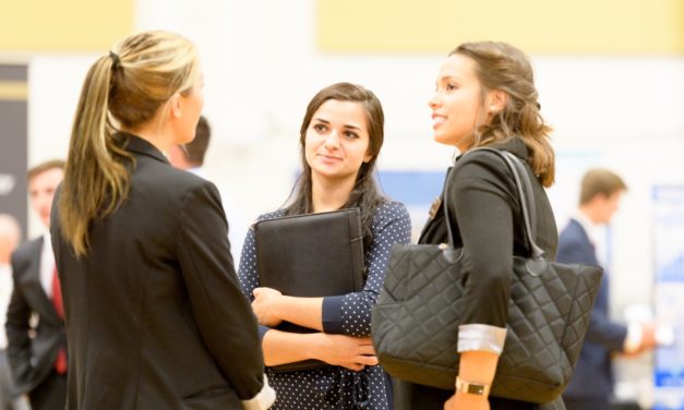 Fall career fair attracted hundreds of companies and students